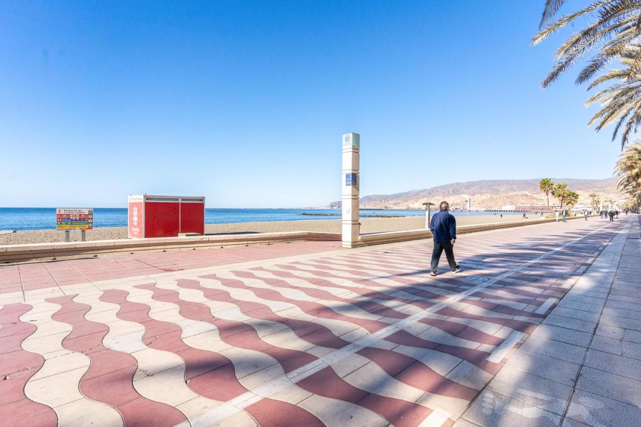 Expoholidays- Apartaments Paseo Maritimo Almería Exterior foto